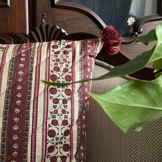 Jaipur Boota Border Cushion Cover