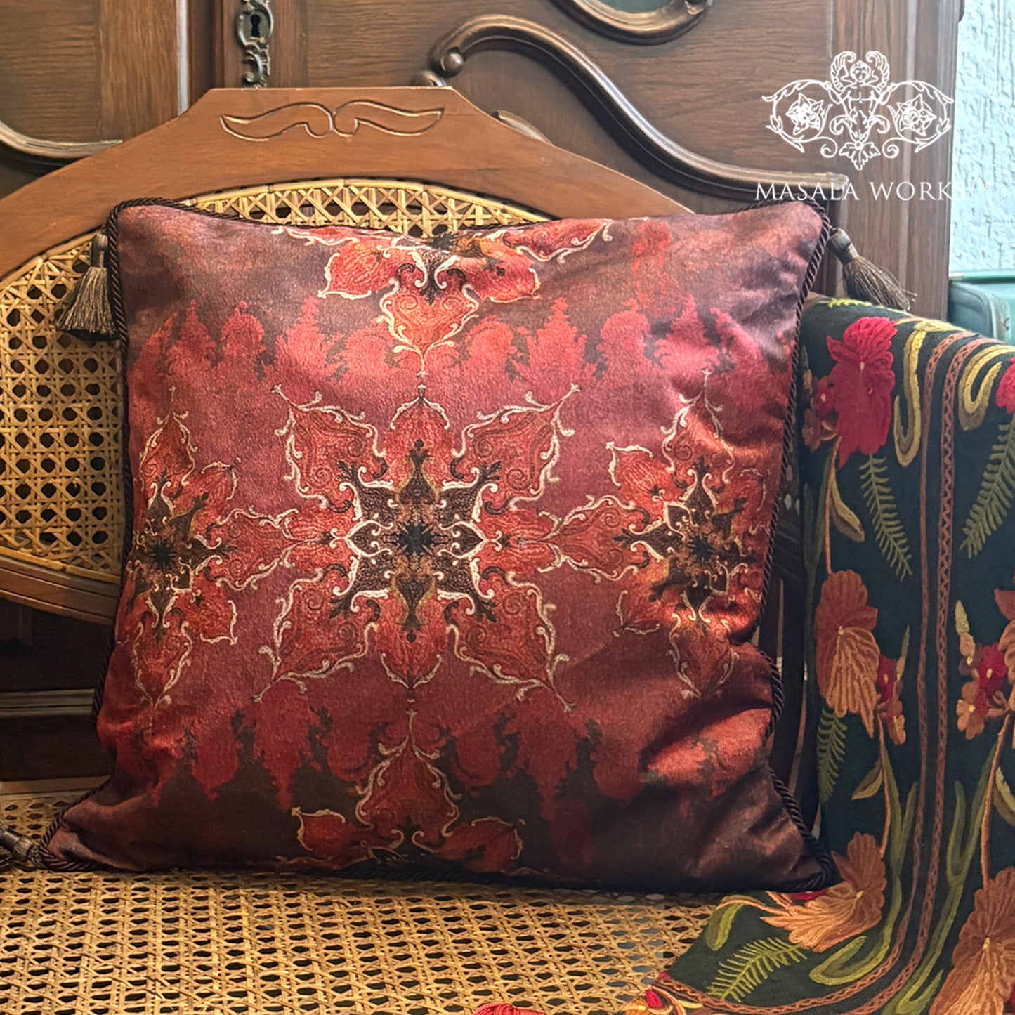 Paisley Boota Cushion Cover