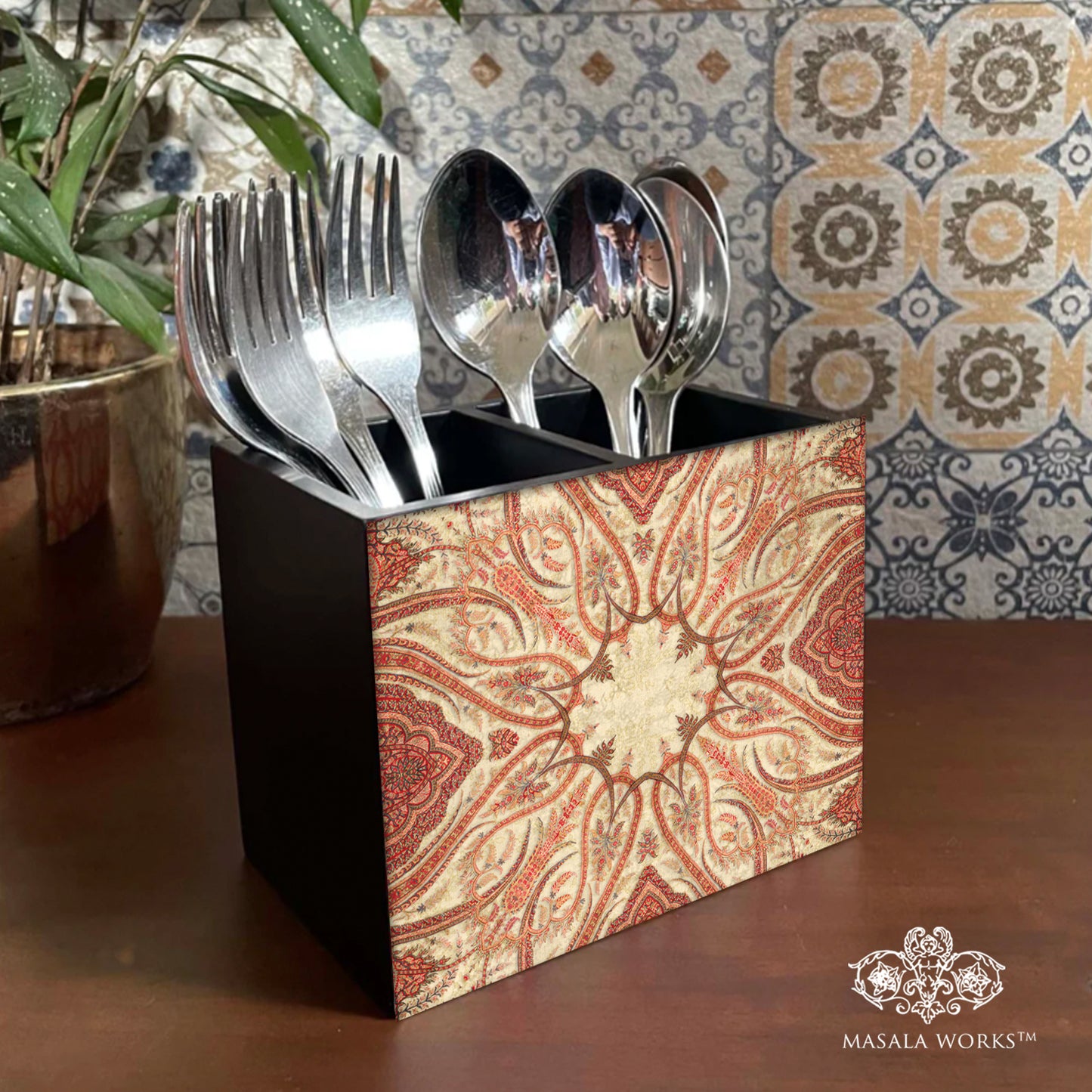 Paisley Utility Holder