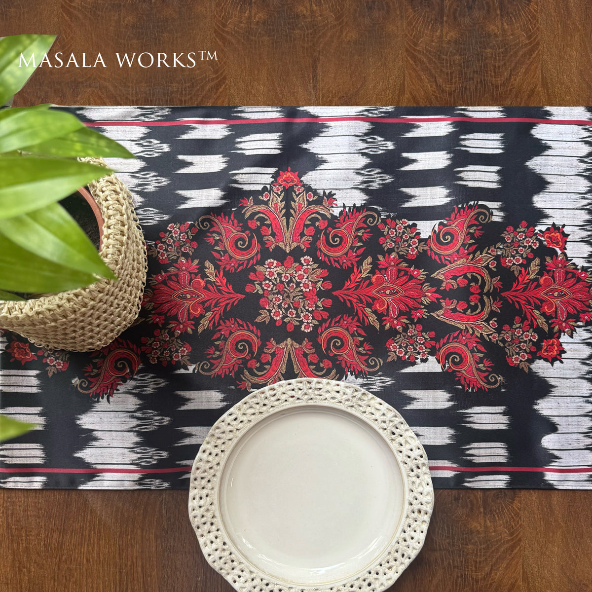 Black & White Paisley Reversible Table Runner