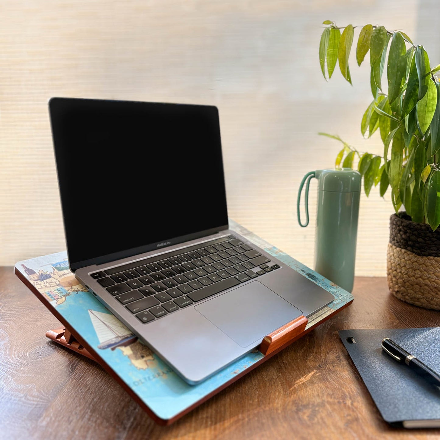Light House Laptop Stand