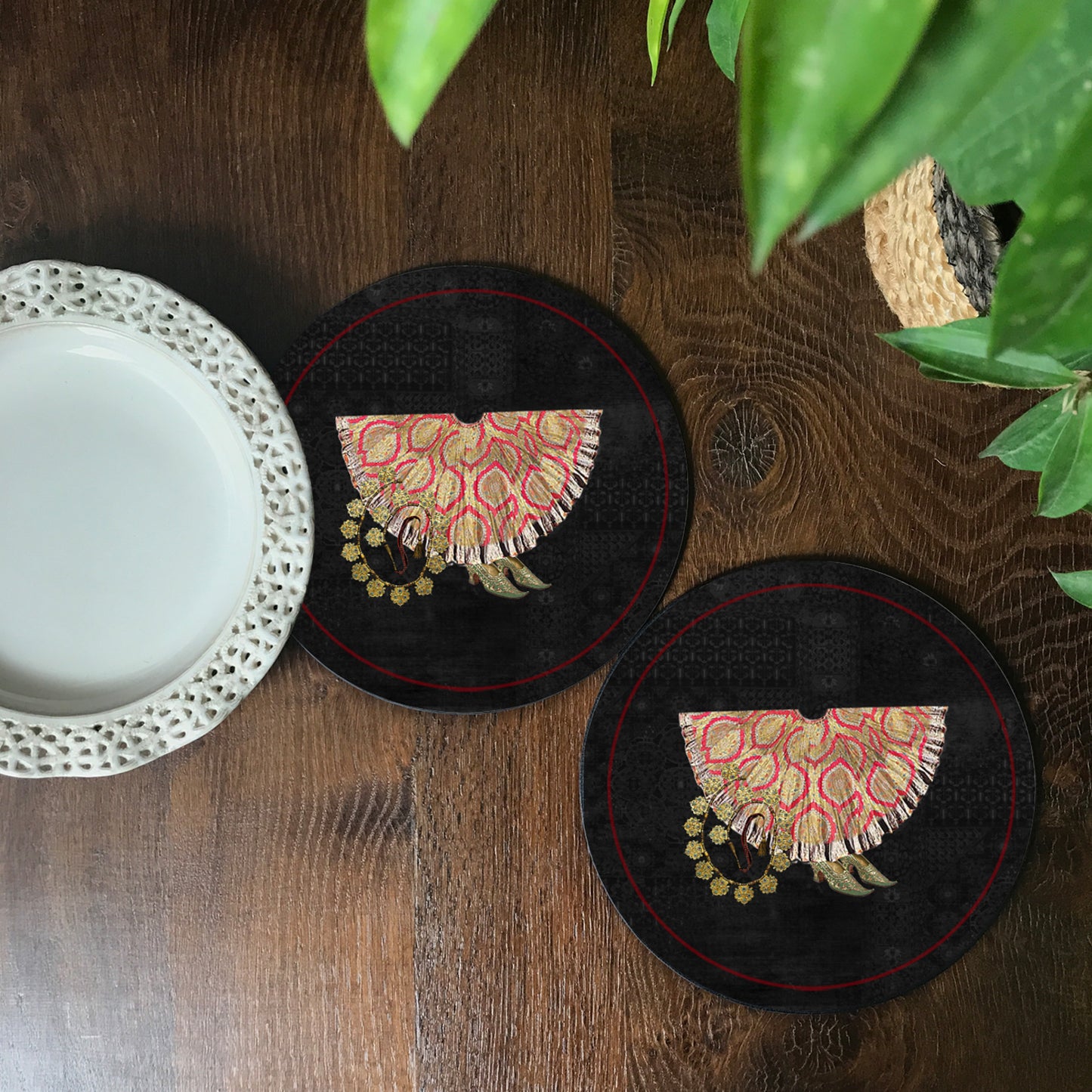 Royal Skirt Trivet