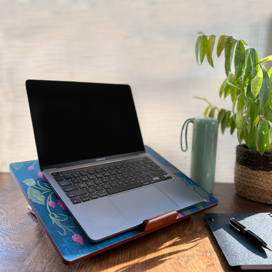 Lotus Jaal Laptop Stand