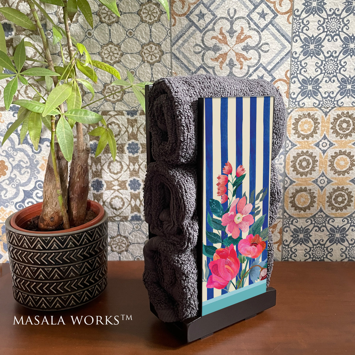 Stripes & Petal Cloth Napkin Stand