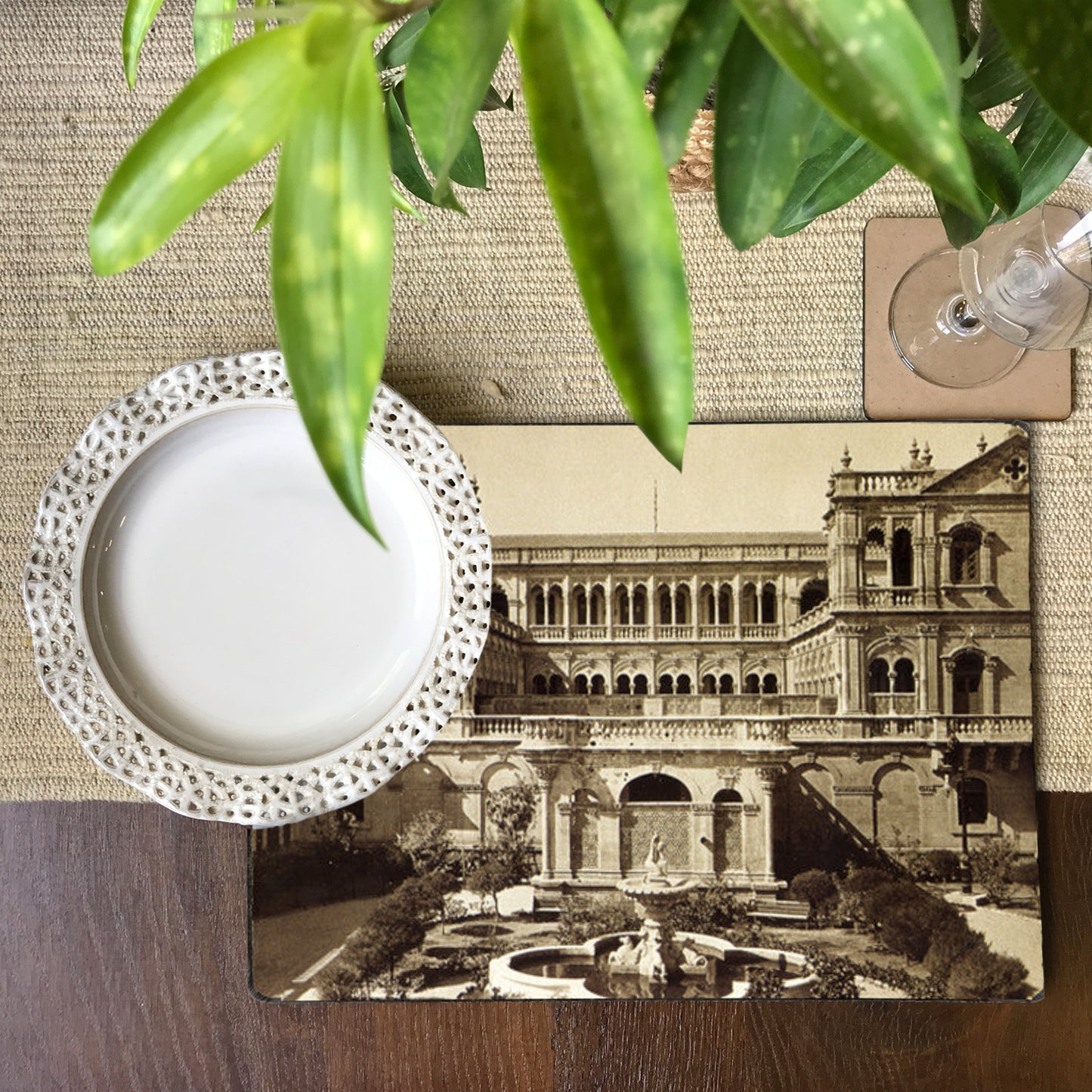 Royal Palace Garden Tablemat
