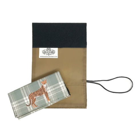 Leopard Luggage Identifier