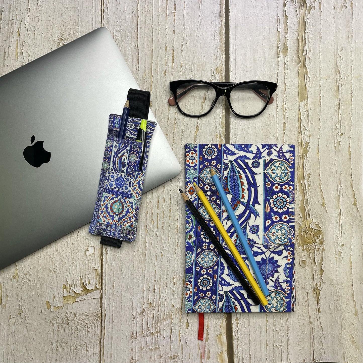 Blue Pottery Pattern Pen Pouch