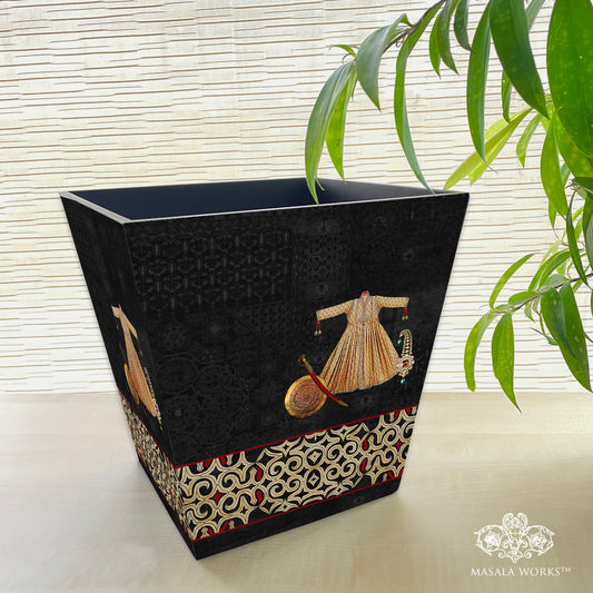Royal Robe Dustbin