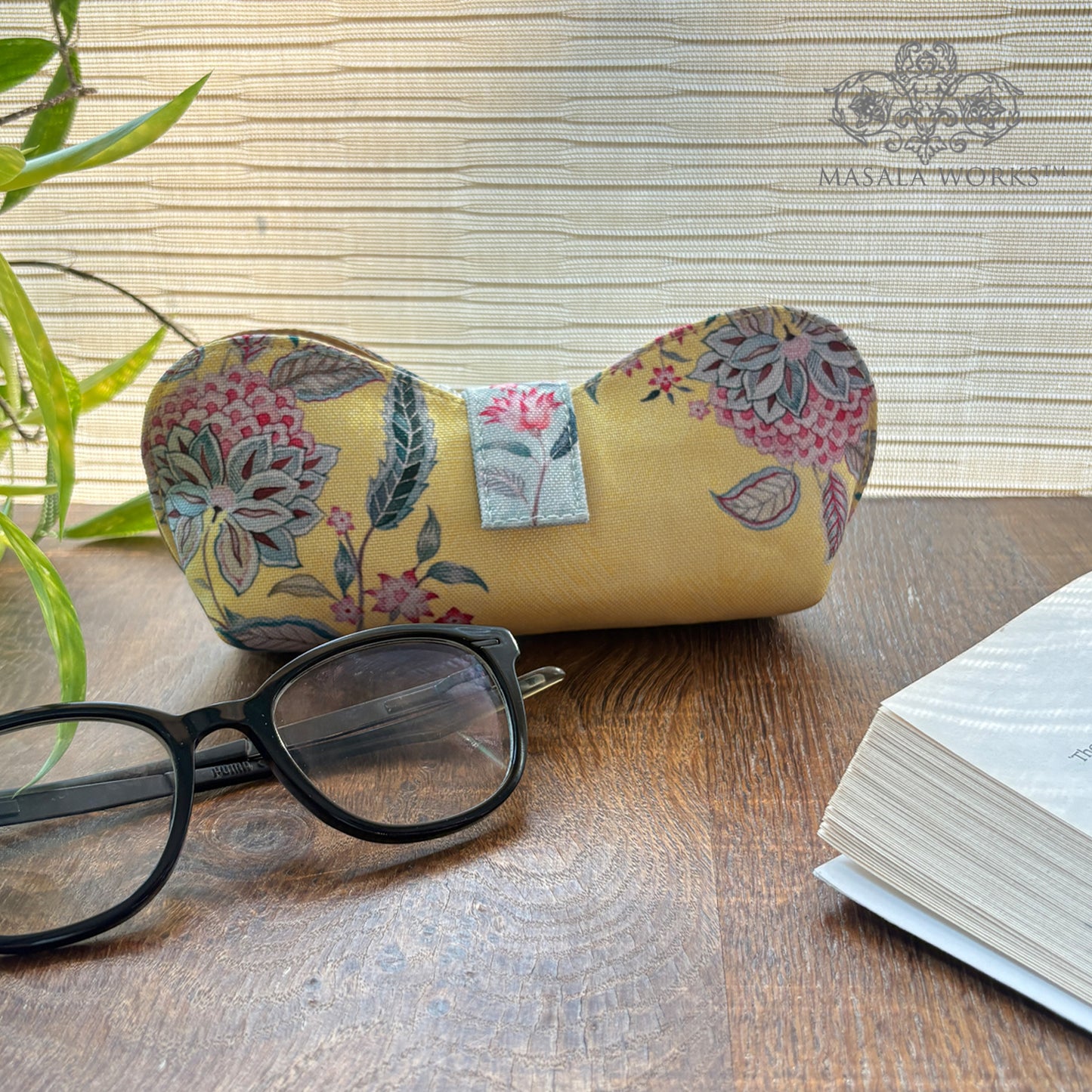 Aster Sunshine Spectacle Case