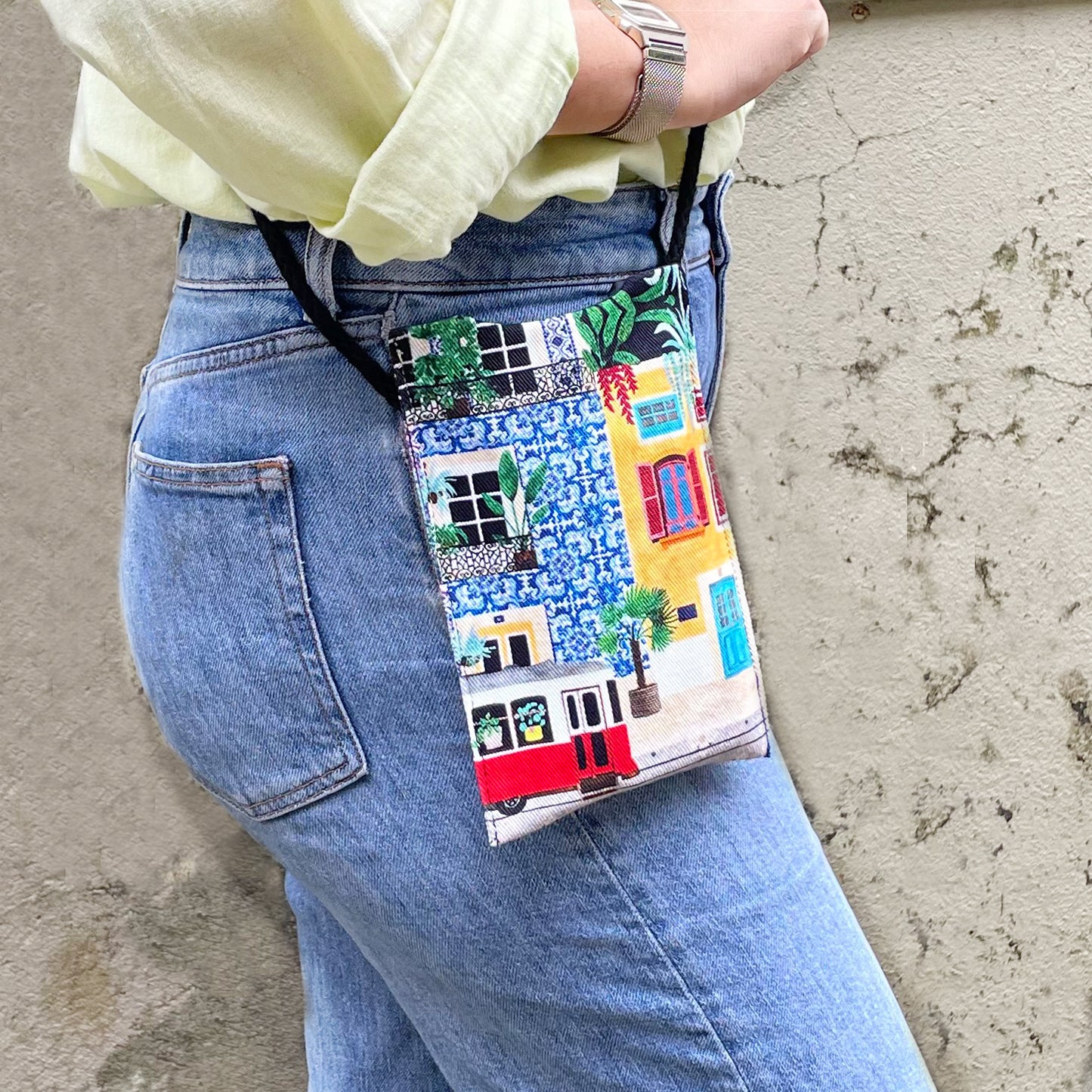 Marrakech Tramway Walking Cross Body Sling