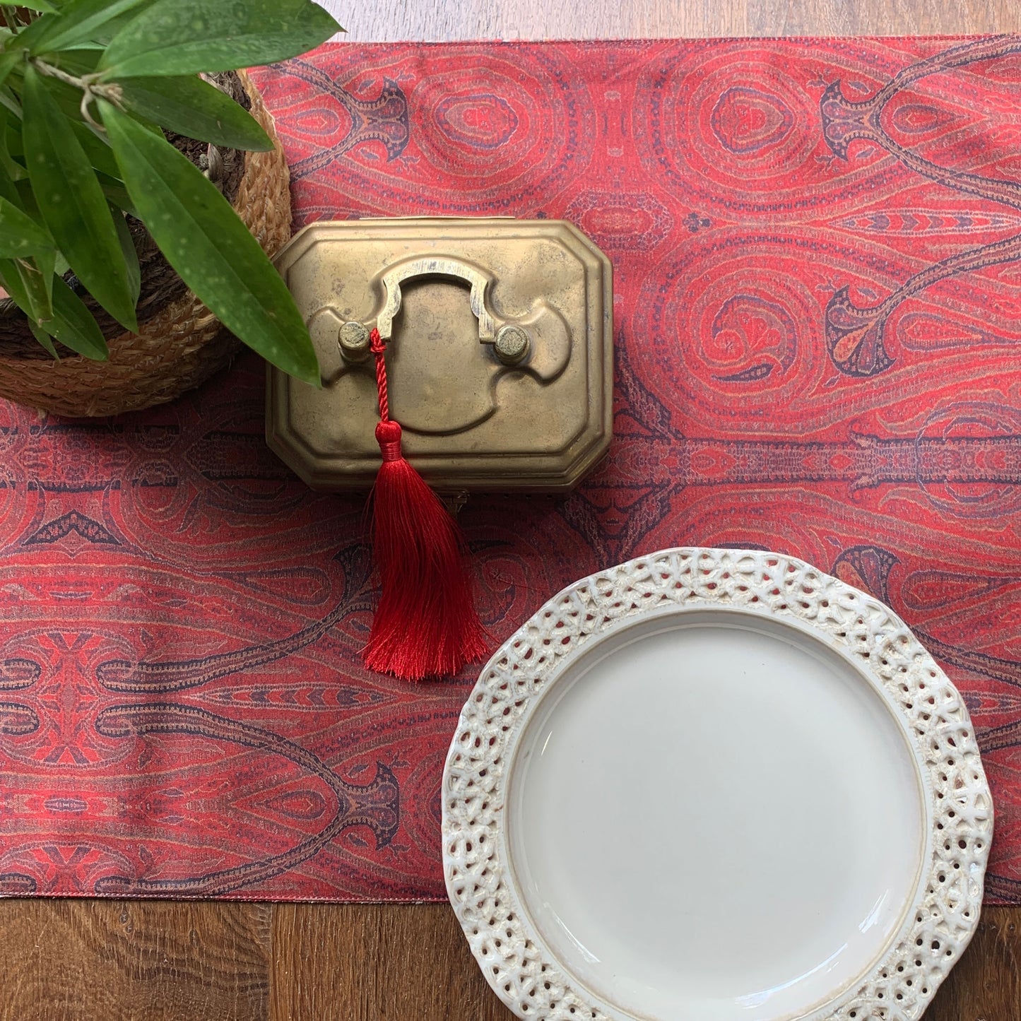 Paisley Jaal Reversible Table Runner